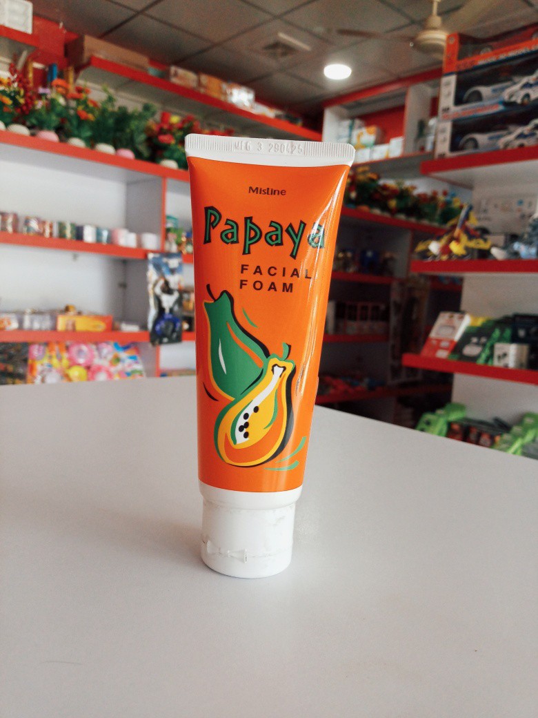 Mistine Papaya Facial Foam